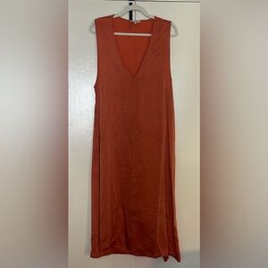 ALI GOLDEN SLEEVELESS MAXI